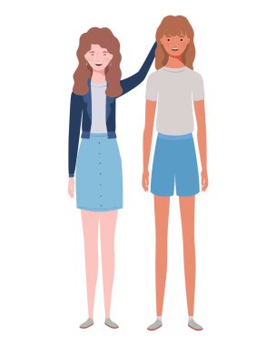 Beyaz arka planda ayakta genç kadınlar