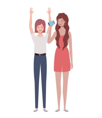 Beyaz arka planda ayakta genç kadınlar