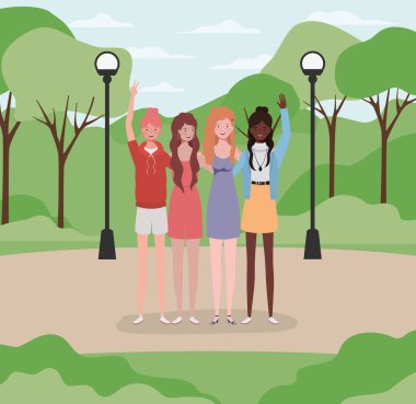 parkta genç ırklararası kız grubu