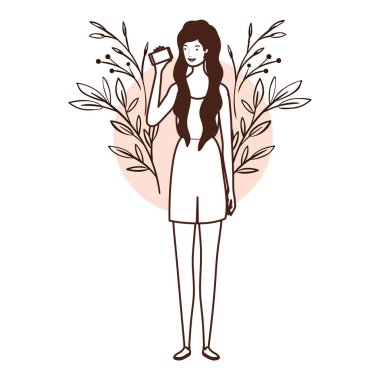 peyzaj arka plan ile ayakta kadın silueti