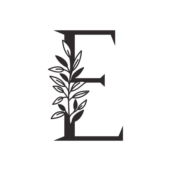 Huruf E dari alfabet dengan daun - Stok Vektor