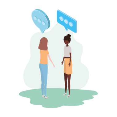 beyaz arka plan üzerinde konuşma balonu ile ayakta kadınlar