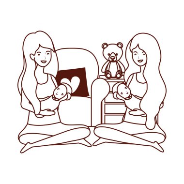 oturma odasında küçük bebekler ile sevimli gebelik anneler