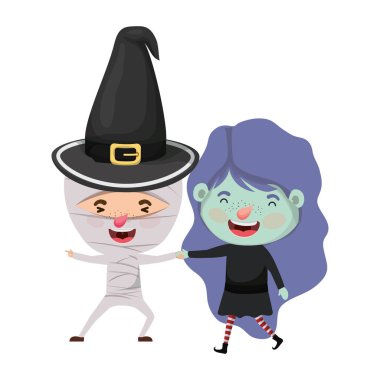 cadı ve mumya kostümü ile sevimli küçük çocuklar