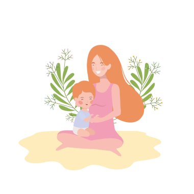 sevimli gebelik anne küçük erkek karakterleri ile oturmuş