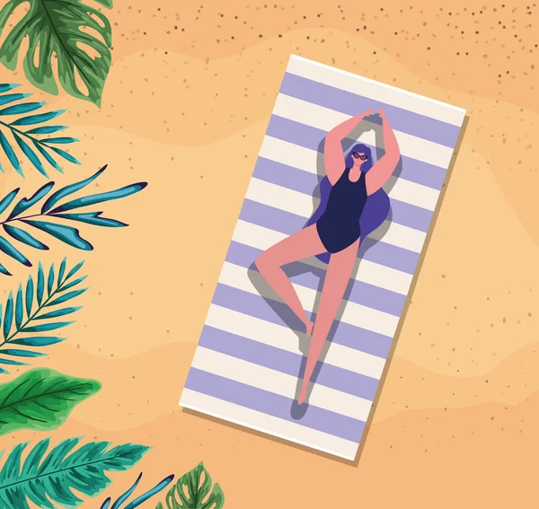 Chica de dibujos animados en la toalla con hojas en la playa vista superior vector de diseño — Archivo Imágenes Vectoriales