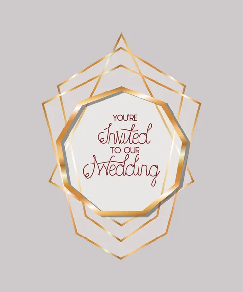 U bent uitgenodigd voor onze huwelijkstekst in gouden cirkel vector ontwerp — Stockvector