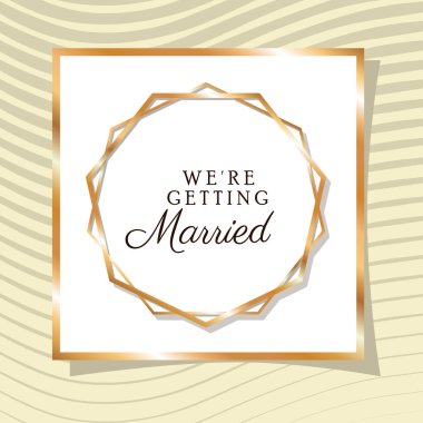 Sarı arkaplan tasarımı üzerine altın süslemeli düğün davetiyesi