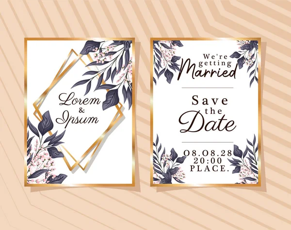 Zwei Hochzeitseinladungen mit Goldrahmen und Knospen Blumen und Blätter Vektordesign — Stockvektor
