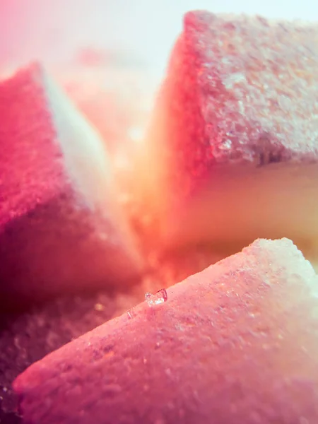 Surrealer Blick Auf Weiße Zuckerkristalle Buntem Licht — Stockfoto