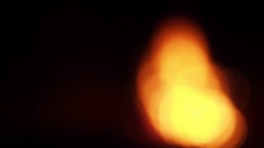 Bulanık şenlik ateşi 