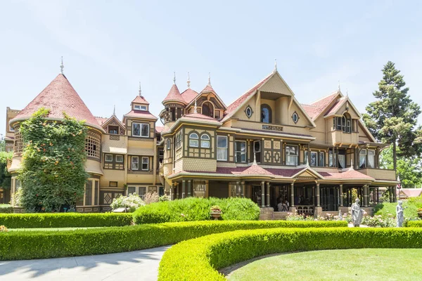 winchester mystery house - winchester Bulvarı san jose, Kaliforniya, ABD, ev numarası 525, şimdi abartılı bir turistik 's.
