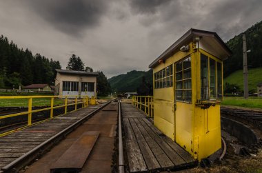 Eski Tren İstasyonu bir dönüm cihazla