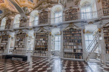 admont abbey kitaplığında pek çok kitap