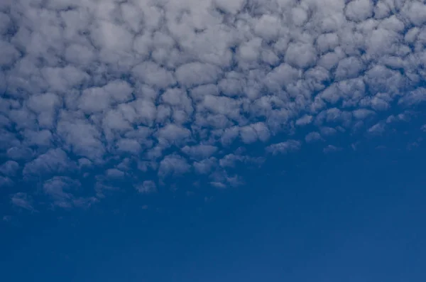 Nuages Flottants Dans Ciel Été — Photo