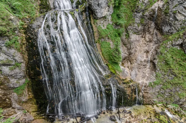 Schleier Wasserfall Unteren Bereich Ansicht — Stockfoto