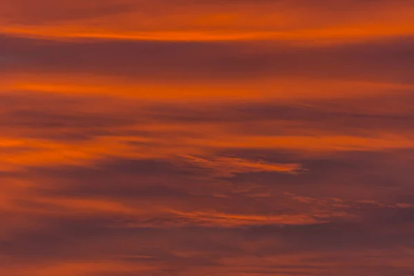 Nuages colorés sur le ciel détail — Photo