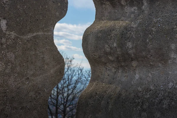 Vlnitá štěrbinka detailů soch — Stock fotografie