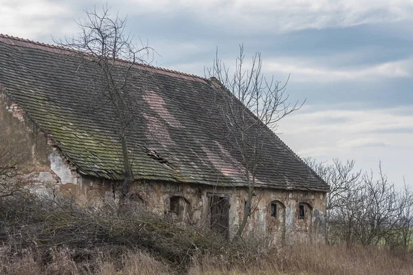 Edifício de fazenda velha — Fotografia de Stock