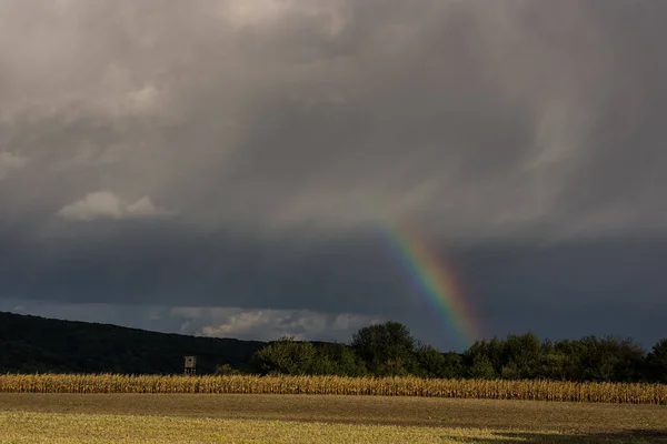 Short Rainbow Rain Clouds Thunderstorm Summer — Stock Photo, Image