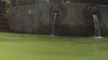 Endonezya 'da tatil yapan kaplıcalar