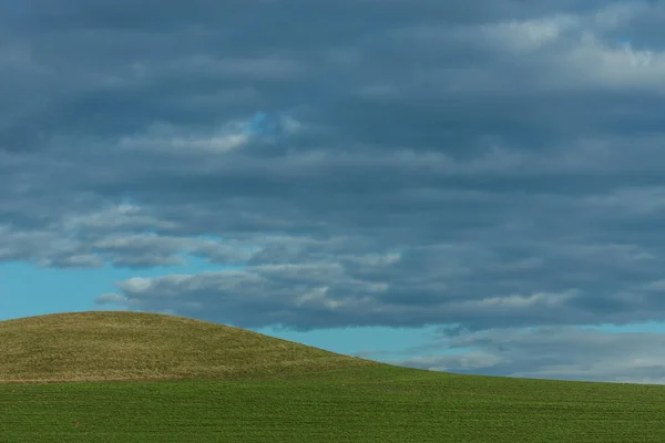 Heuvelachtig Landschap Met Lucht Wolken — Stockfoto