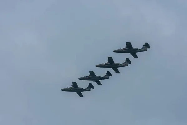 Quatro Planos Formação Lado Lado Show Aéreo — Fotografia de Stock