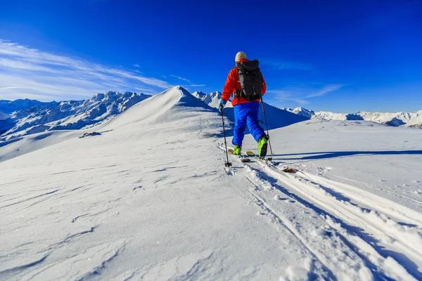 Csodálatos Kilátással Híres Svájci Hegyek Gyönyörű Téli Fort Skituring Friss — Stock Fotó