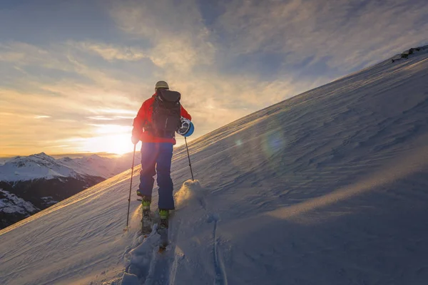 Skitouring Met Een Prachtig Uitzicht Zwitserse Beroemde Bergen Prachtige Winter — Stockfoto