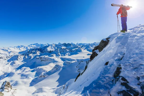 Skifahren Mit Atemberaubender Aussicht Auf Die Berühmten Schweizer Berge Wunderschönen — Stockfoto