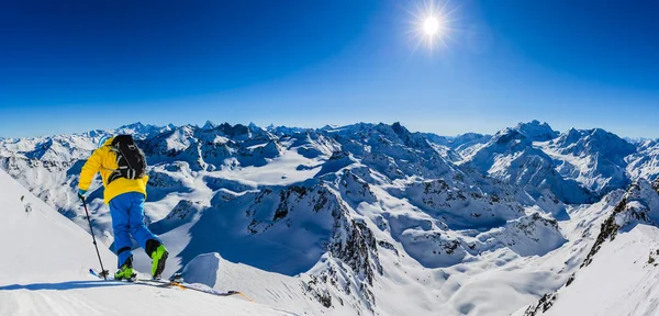 Sciare Con Splendida Vista Sulle Montagne Svizzere Famose Nella Bella — Foto Stock