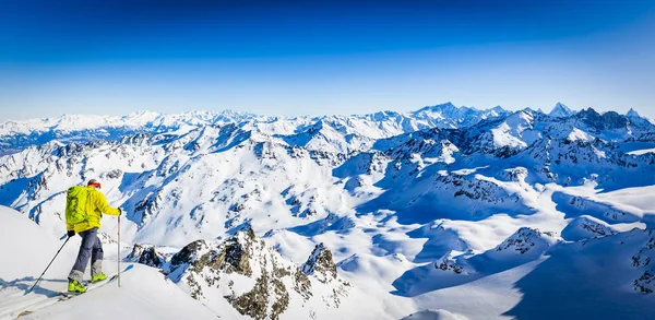 Scialpinismo Con Splendida Vista Sulle Famose Montagne Svizzere Nella Bella — Foto Stock