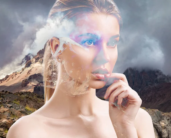 Double exposure portrait of young woman and clouds sea. — Stock Photo, Image