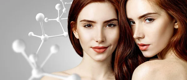 Collage de hermosa mujer cerca de gran estructura de molécula blanca . — Foto de Stock