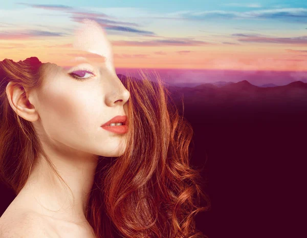 Double exposure portrait of beautiful woman and sunset. — Stock Photo, Image