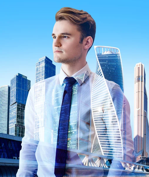 Double exposure portrait of businessman and cityscape background. — Stock Photo, Image