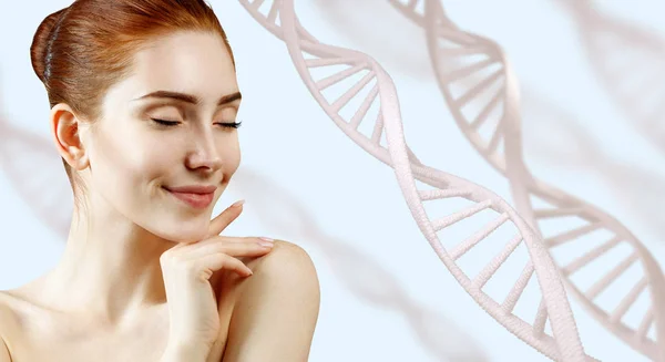 Portret van sensuele vrouw onder DNA-ketens. — Stockfoto
