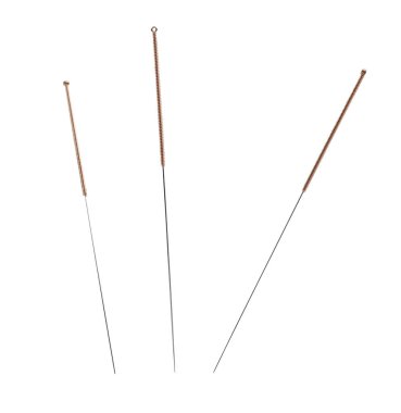 Akupunktur iğneleri grubu.