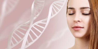 Beyaz DNA zincirleri arasında şehvetli bir kadının portresi.