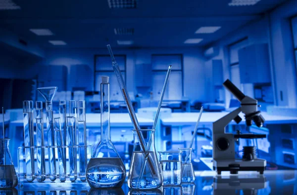 Vetenskap Laboratorium Konceptet Bakgrund Mikroskop Och Laboratorium Glas Sammansättning — Stockfoto