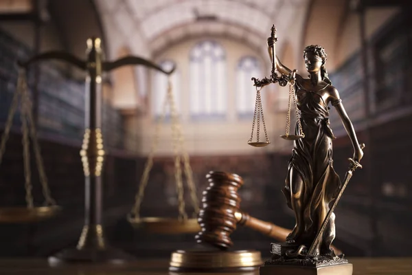 Recht Rechtvaardigheid Thema Bibliotheek Hamer Schaal Themis Standbeeld — Stockfoto