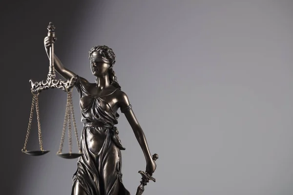 Έννοια Του Νόμου Και Της Δικαιοσύνης Θεμησ Σύμβολο Της Τυφλή — Φωτογραφία Αρχείου