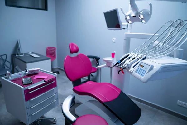 Biuro Dentystów Zbliżenie Nowoczesnych Dentystów Sprzęt Biurowy — Zdjęcie stockowe