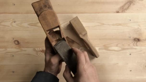 Wooden Tool Workbench Hands Worker Close Customizes Tools Work — Stock Video