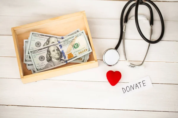 Spendenkonzept Schachtel Mit Dollar Auf Weißem Hintergrund Spenden Hohe Auflösung — Stockfoto