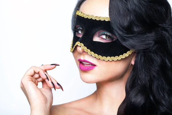 Venedik Maske stüdyo portre olan atractive kadın