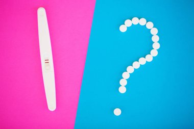 Hamilelik testi. İki şeritler ile olumlu sonucudur. Hap ile kısırlık tedavisinde, bir çocuk hamile kalma yardım et. Gebelik üzerinden tabletleri işe yaramazsa, Doğum kontrolü.