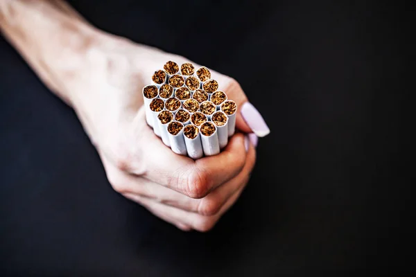 Pare Fumar Conceito Fundo Com Cigarros Quebrados Punhado Cigarros Não — Fotografia de Stock