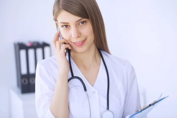 Doctor Woman Medical Physician Female Doctor Clinic Interior Background — Stock Photo, Image