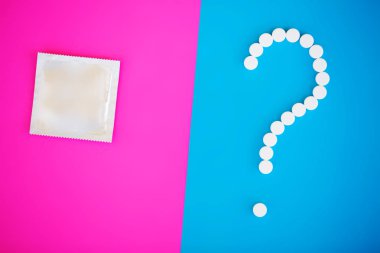 Hamilelik testi. İki şeritler ile olumlu sonucudur. Hap ile kısırlık tedavisinde, bir çocuk hamile kalma yardım et. Gebelik üzerinden tabletleri işe yaramazsa, Doğum kontrolü